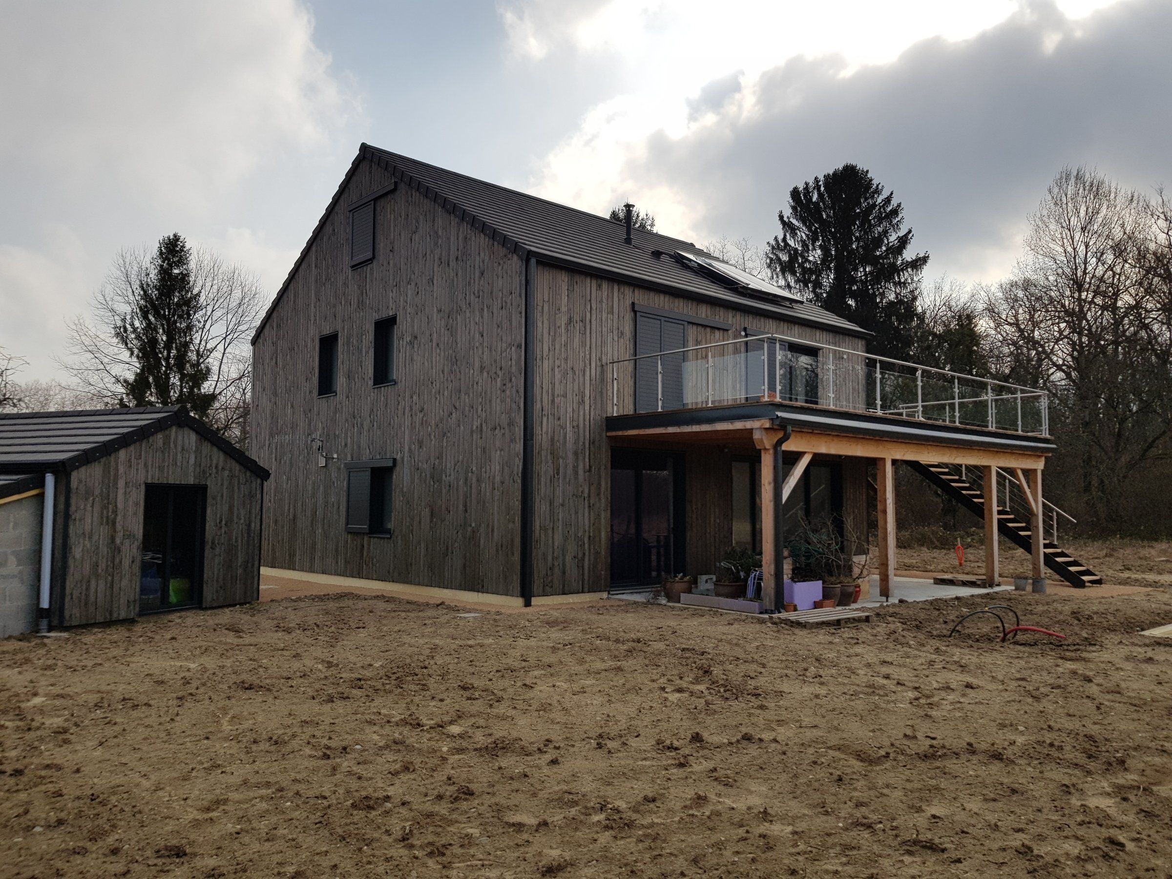 Février 2018 — la maison et son annexe, côté nord