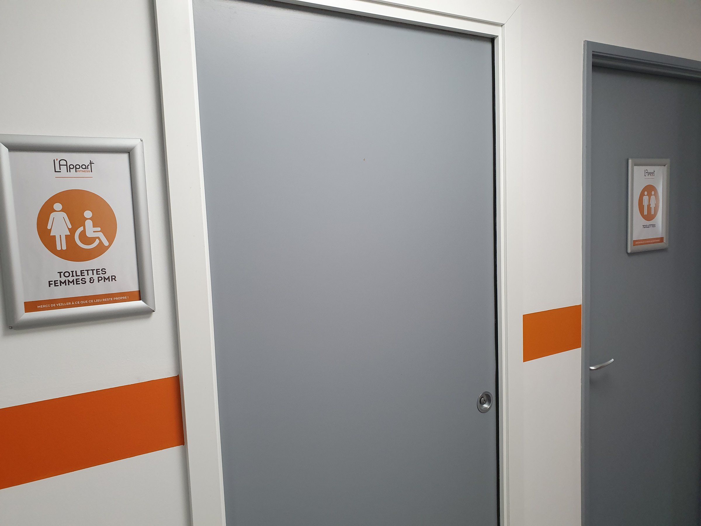 Sanitaires accessibles